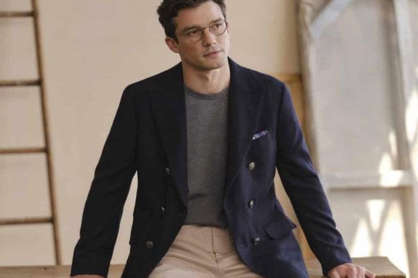 Fashion: From Office to Weekend in 5 Effortless Looks